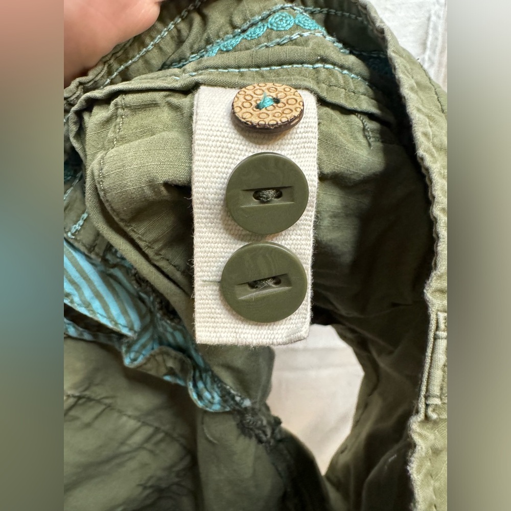 American Eagle 🦅 cuffed shorts - Picture 8 of 9